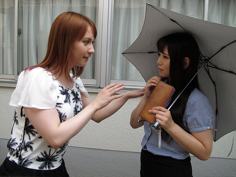 「松嶺こはく・志穂美カノンらニューハーフ9人がナンパ女子とレズ&中出しプレイ4時間」のサンプル画像7枚目