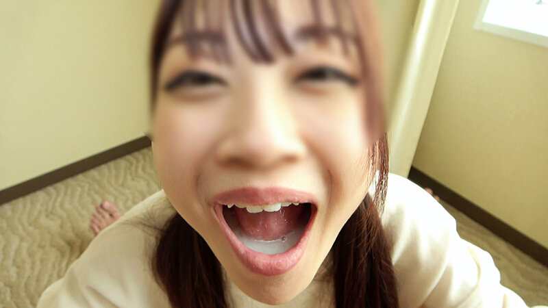 「【素人美少女】フェラ・イラマチオでごっくんまで！エロかわ女子のパパ活お小遣い稼ぎ体験」のサンプル画像2枚目