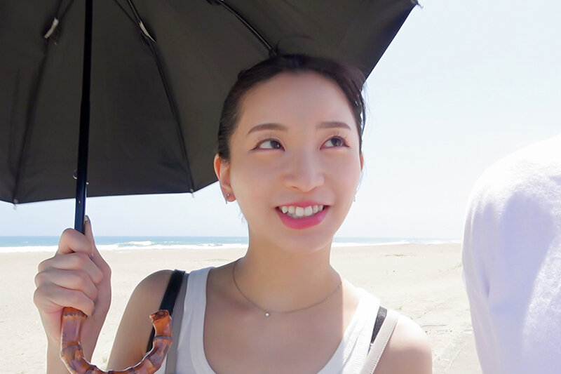 「鈴木真夕が魅せる人妻の不倫温泉旅行!禁断の中出し関係に溺れる主婦の姿が艶めかしい」のサンプル画像6枚目