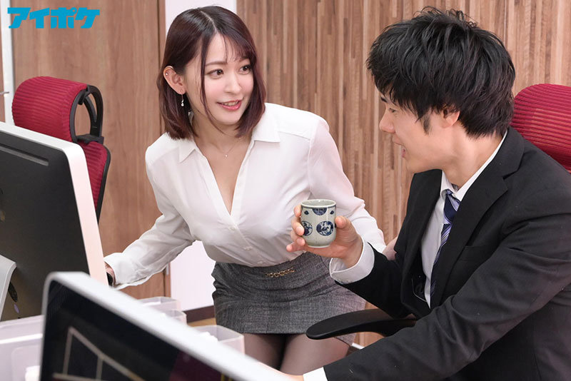 「【梓ヒカリ】巨乳お姉さん痴女が濃厚フェラ＆パイズリで絶倫責め！後輩OLに返り討ちにされた夜」のサムネイル