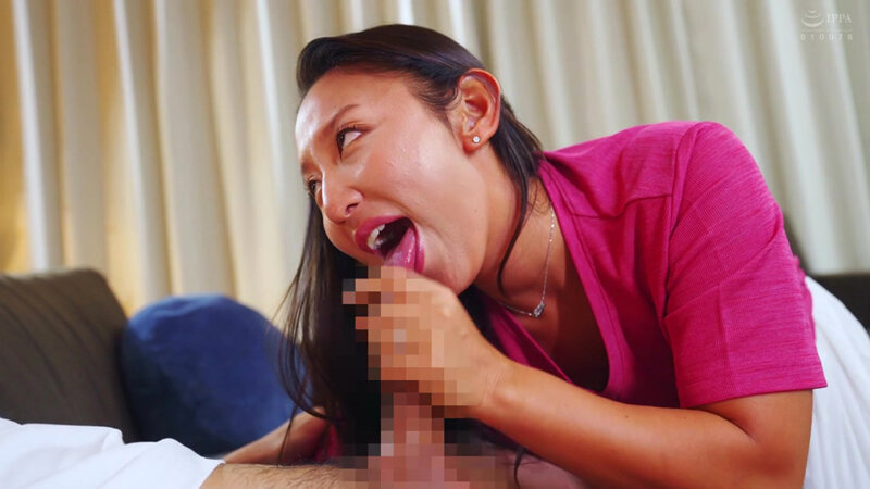 「本真ゆり 人妻熟女が帰省先で中出し受け入れる背徳の寝取られドラマ作品」のサンプル画像3枚目