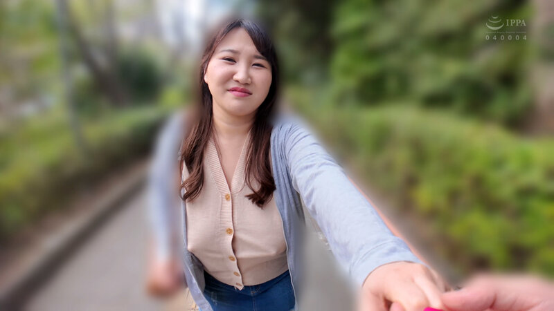 「波多野結衣ら豪華女優8人の巨乳・超乳露出デート!野外中出し8時間スペシャル」のサンプル画像17枚目