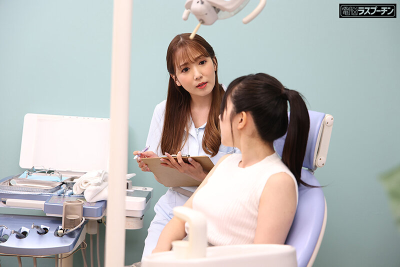 「皆月ひかる×友田彩也香｜美少女が変態女医にレズキス責めされる痴女レズビアン作品」のサンプル画像3枚目