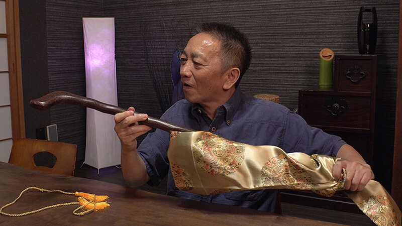 「吉澤友貴・碧波しずく・水月みお共演!巨乳人妻ハーレムNTR中出し義父の寝取り淫語責め」のサンプル画像2枚目