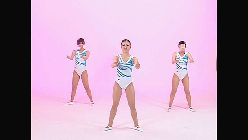 「元NHK体操のお姉さんが魅せる軟体プレイ！レオタード姿を盗撮風に捉えた秘蔵映像【AIリマスター版】」のサムネイル