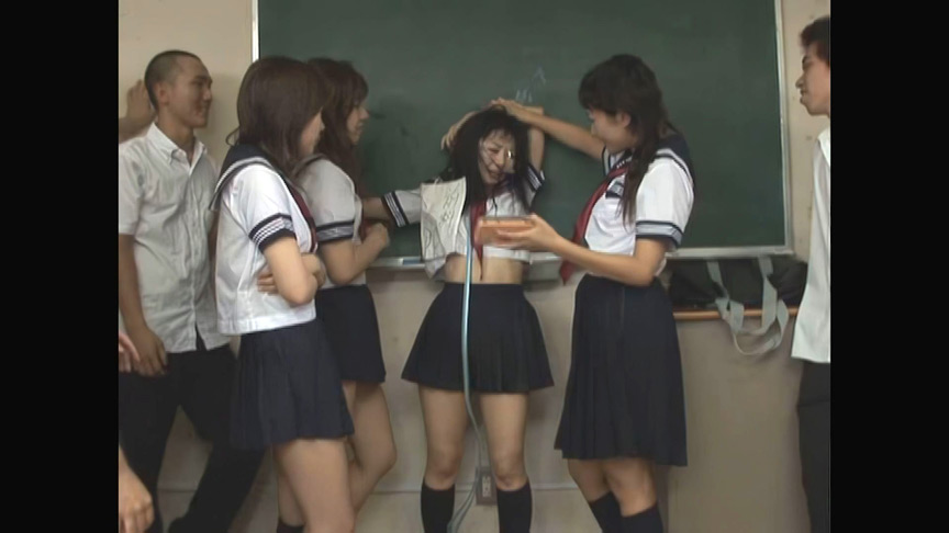 「【星月まゆら】恥ずかしめプレイで魅せる爆弾リンチ【AIリマスター版】羞恥系作品」のサンプル画像3枚目