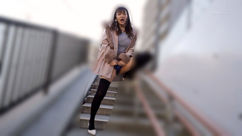 「木下ひまり・田中ねね他8人の美女が野外露出で羞恥プレイ!中出し絶頂ベスト集」のサンプル画像5枚目