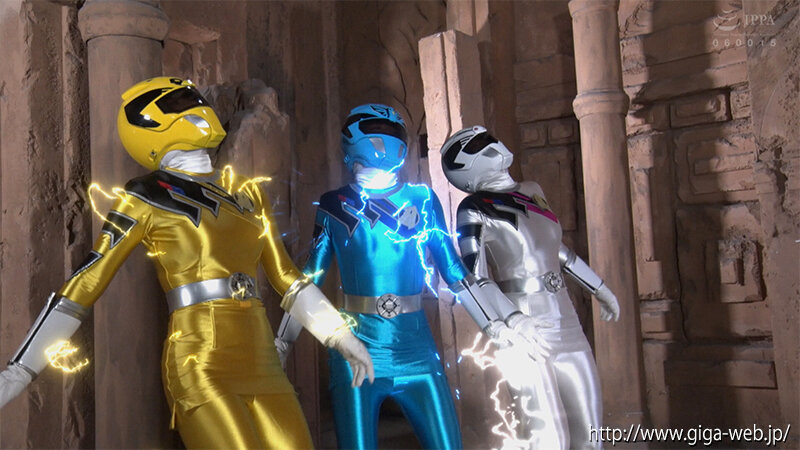 「若宮穂乃・音琴るい・渚みつき出演!女戦士ヒロインピンチ 戦隊壊滅の危機に挑む激闘バトル」のサンプル画像10枚目