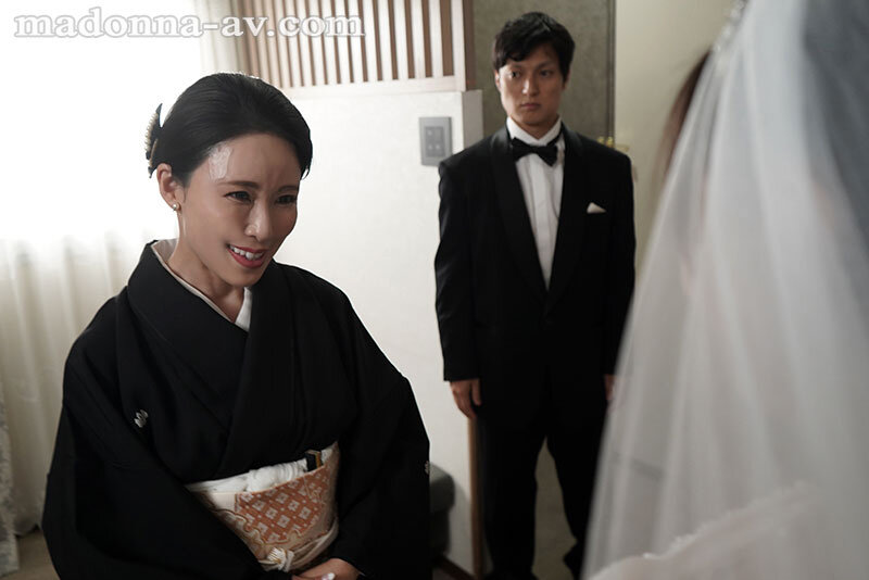 「【水野優香】義母が娘婿に中出しされる禁断の関係｜和服姿の美熟女人妻が堕ちる瞬間」のサンプル画像2枚目