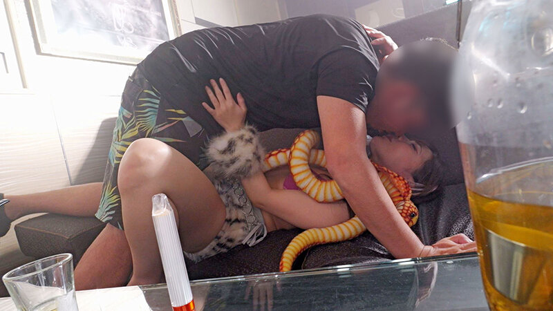 「【素人ギャル】巨乳美女が魅せる濃厚フェラ&ハメ撮り映像|媚薬治験バイトで本気の反応」のサンプル画像2枚目