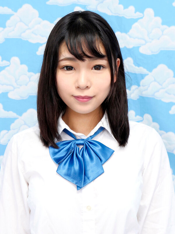 「琴音芽衣が代々木でナンパされた素人女子校生作品｜過激な素股プレイで悶絶する姿が話題」のサンプル画像1枚目