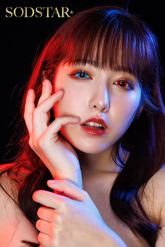 「矢埜愛茉×夏川あゆみがフェラ・騎乗位で魅せる!アイドルの濃厚キス&接吻プレイ」のサンプル画像2枚目