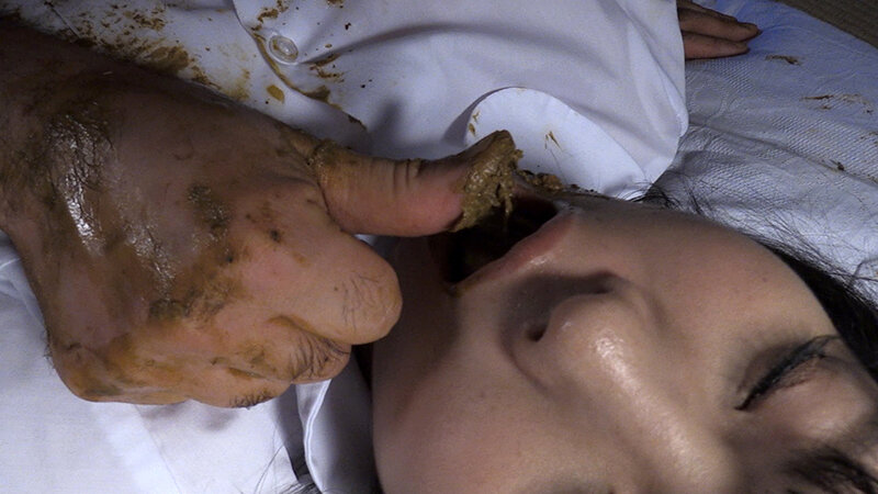 「前多まこのアナル開発スカトロプレイ｜ミニ系美少女の限界拡張セックス動画」のサンプル画像14枚目