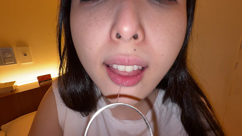 「【横山夏希】美人お姉さんを街角ナンパ!素人風の自然体が魅力的な個人撮影動画」のサンプル画像13枚目