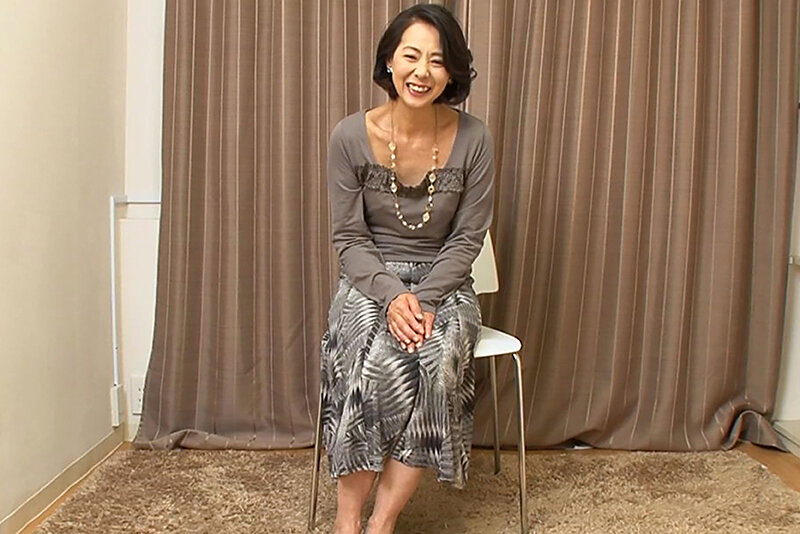 「【山下たか子・上島静子】50代美熟女人妻の初ヘアヌード撮影会｜素人巨乳美乳の魅力全開」のサンプル画像11枚目