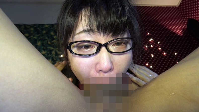 「広瀬ちひろのイラマチオ調教動画｜過激なゲロプレイに悶えるマゾ女優の本気映像」のサンプル画像16枚目