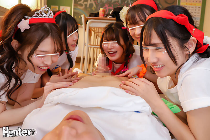 「【女子校生】体育祭後の開放的な一軍女子たちと青春ハーレム乱交!フェラ・騎乗位・中出し放題」のサンプル画像13枚目