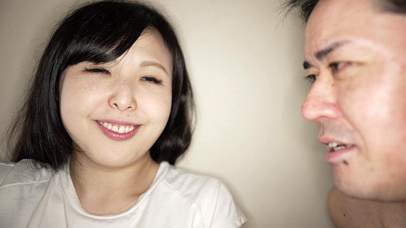 「【横山夏希】素人お姉さんをナンパ！変態リクエストに応える個人撮影プレイ」のサンプル画像2枚目