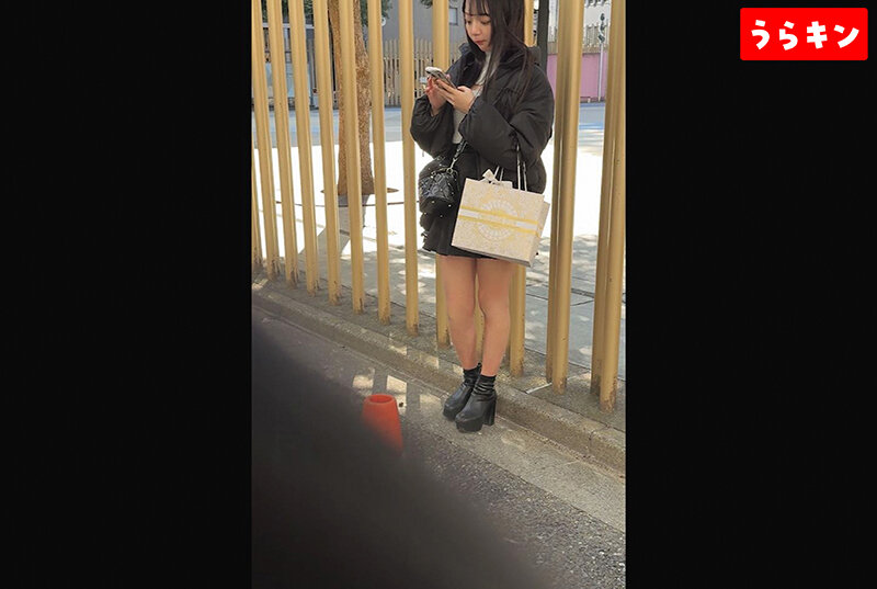 「【望月ふうか・あおい藍・南日菜乃】美少女ギャル3人の美乳クンニ＆中出しSEX映像集」のサンプル画像7枚目