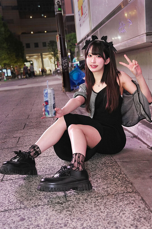 「三葉やよい M女ギャル歌舞伎町お持ち帰り！中出し乱交5Pで激しいイラマチオ責め」のサムネイル