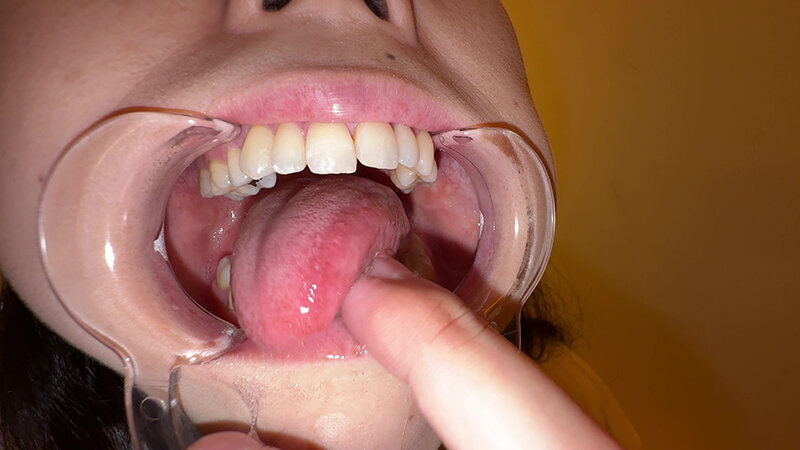 「【横山夏希】美人お姉さんを街角ナンパ！素人風の恥じらいがたまらない濃厚プレイ」のサンプル画像17枚目