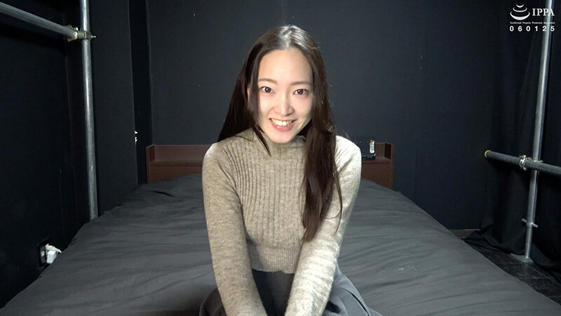 「【雨村梨花】美少女M女がくすぐり責めで悶絶！綺麗なお姉さんの感度チェック動画」のサンプル画像1枚目