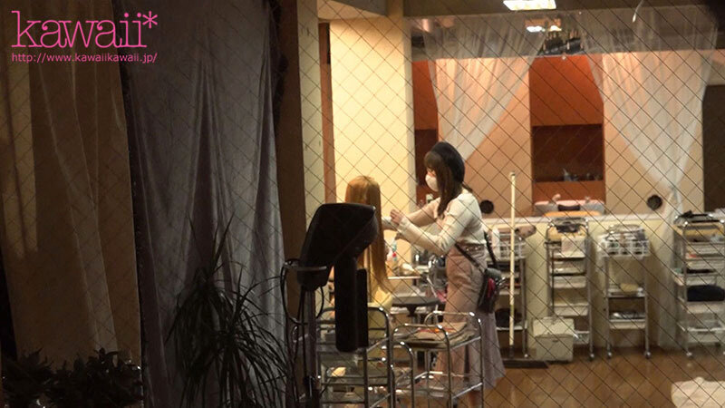 「素人女子大生みなみ20歳のハメ撮り映像|巨尻美容師アルバイトの隙だらけプライベート」のサンプル画像2枚目