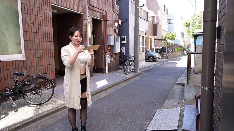 「天月あず 巨乳痴女が中出し3Pでご奉仕！M男を責める巨尻美女のエロテクオナニーも必見」のサンプル画像4枚目