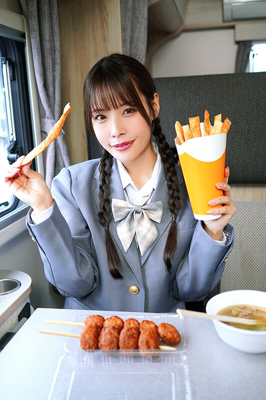 「八木奈々のセクシーグラビア映像｜美少女アイドルの魅惑の巨乳ボディを堪能」のサンプル画像5枚目