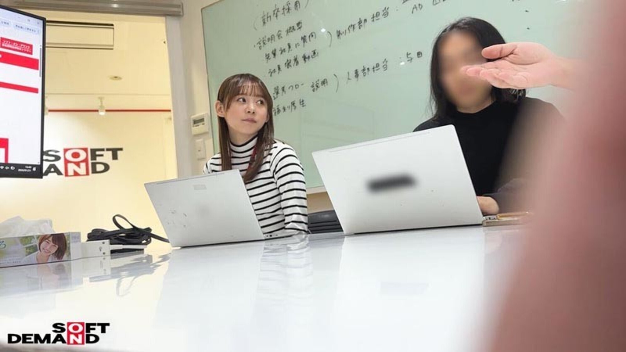 「人事部の子に大量のビールを与えたら、イキまくってたww 与田ひかげ（22）」のサンプル画像2枚目