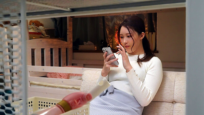 「【素人女子大生】私大女子寮盗撮映像 指マンとオナニーで体を震わせ何度も絶頂する秘密の記録」のサンプル画像9枚目