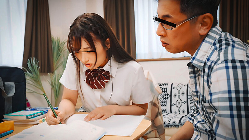 「【パイパン美乳】家庭教師が教え子に中出し&潮吹きさせる禁断の寝取り映像」のサンプル画像2枚目