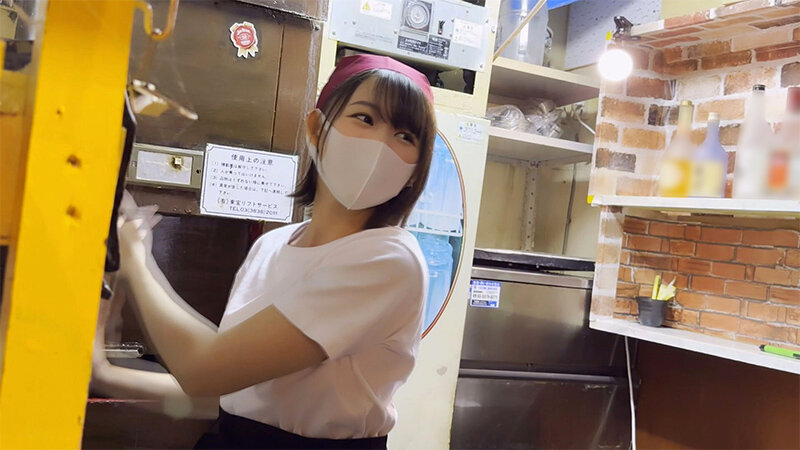 「【NTR】仕事中は真面目なのに誘われると断れない女子大生の寝取られ体験【素人】」のサンプル画像4枚目