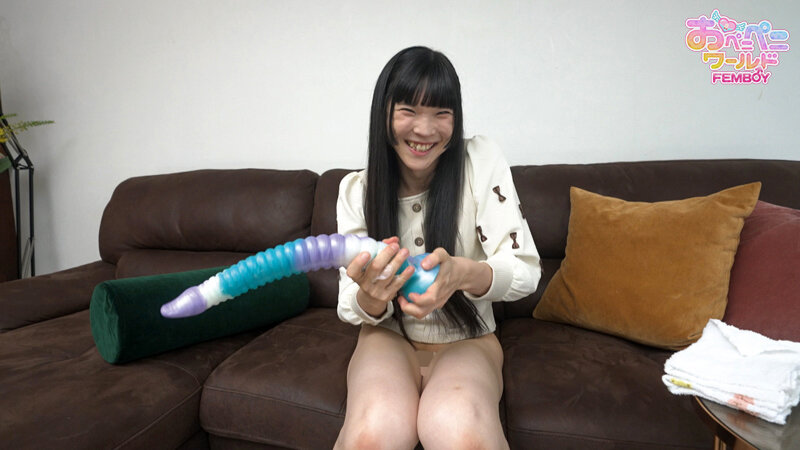 「ニューハーフ女優おりょうのアナルフィスト＆ディルドプレイ｜男の娘過激作品」のサンプル画像2枚目