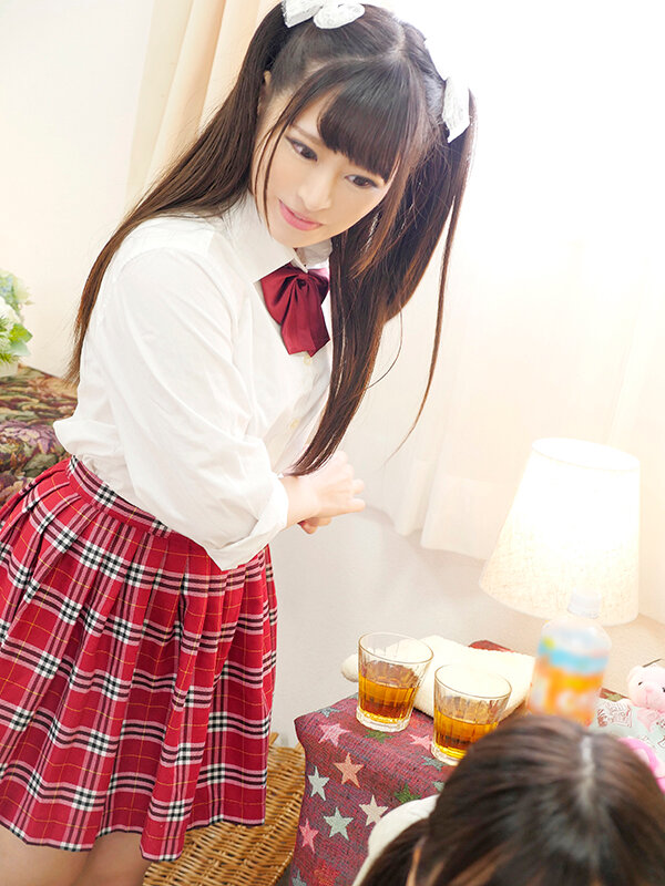 「桃尻かのん 女子校生の妹に中出しイタズラ！義兄との禁断の同居生活で何度も求められて…」のサンプル画像3枚目