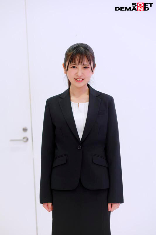 「【素人】一般女性4名が挑戦！はじめてのアナル浣腸体験企画で赤面プレイ」のサンプル画像11枚目