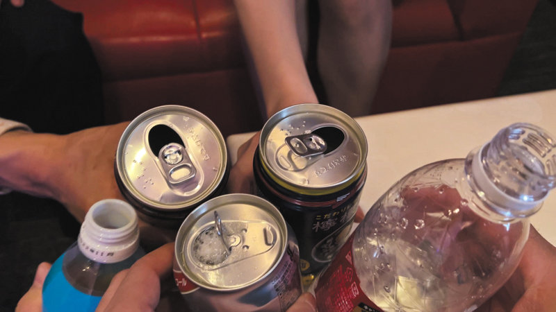 「【素人】巨乳美女がフェラでご奉仕!トロトロ神乳おっぱいの彼女が濃厚フェラチオ披露」のサンプル画像5枚目