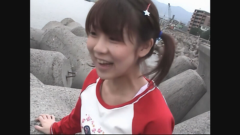 「【素人投稿】ミニ系美少女ももかの濃厚フェラテクニック【関西流出映像AIリマスター版】」のサンプル画像1枚目