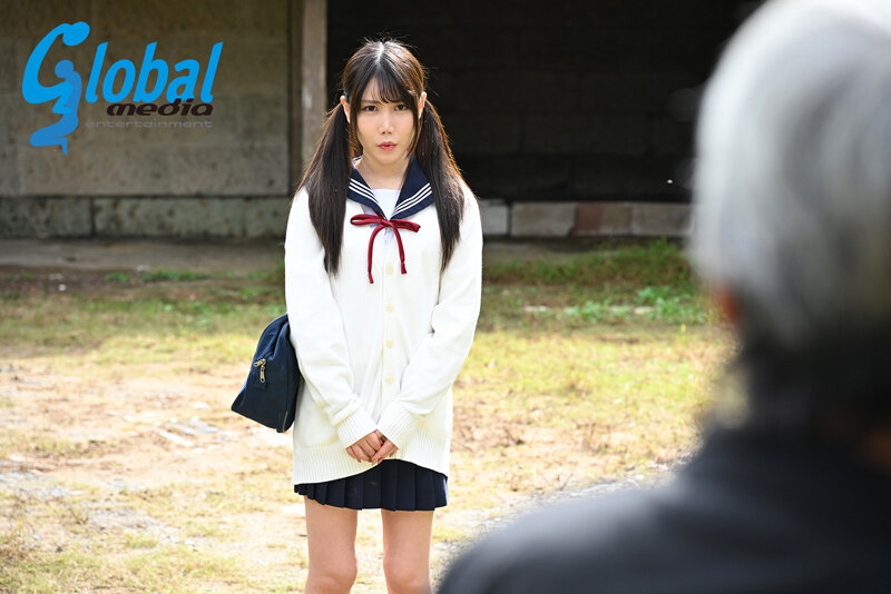 「百合川みおり 緊縛調教される女子校生 セーラー服JKが監禁され縄で縛られる躾プレイ」のサンプル画像1枚目