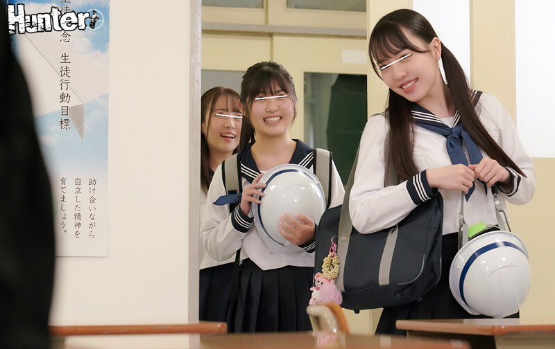 「【セーラー服ハーレム】田舎転校で女子だらけ！騎乗位で中出し三昧の危険な青春ラブストーリー」のサンプル画像3枚目