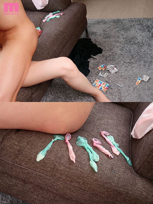 「痴女お姉さん朝妃りおの激しい騎乗位とフェラで男の潮吹き!誘惑されて何度もイカされる」のサンプル画像4枚目