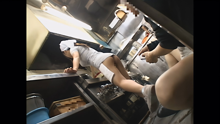 「【AIリマスター】接客中に顔を紅潮させながら感じまくるバイト娘 ~ラーメン屋、クリーニング店、洋服屋、ガソリンスタンド~」のサンプル画像2枚目