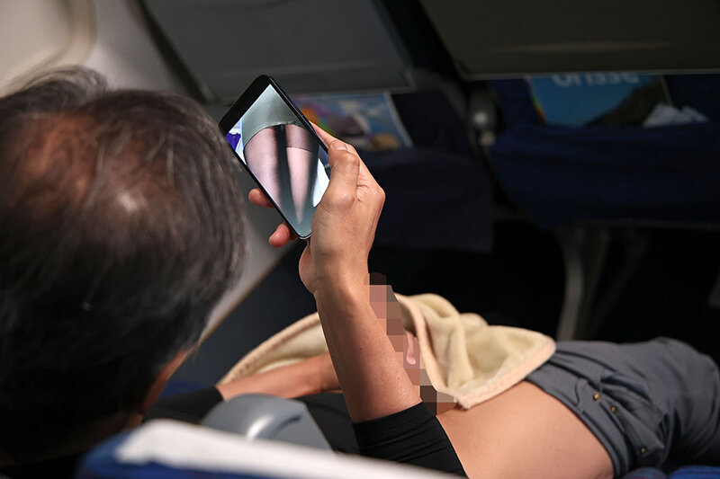 「美人キャビンアテンダントの痴女責め!S字尻振り騎乗位で中出しさせられる濃厚フライト」のサンプル画像13枚目