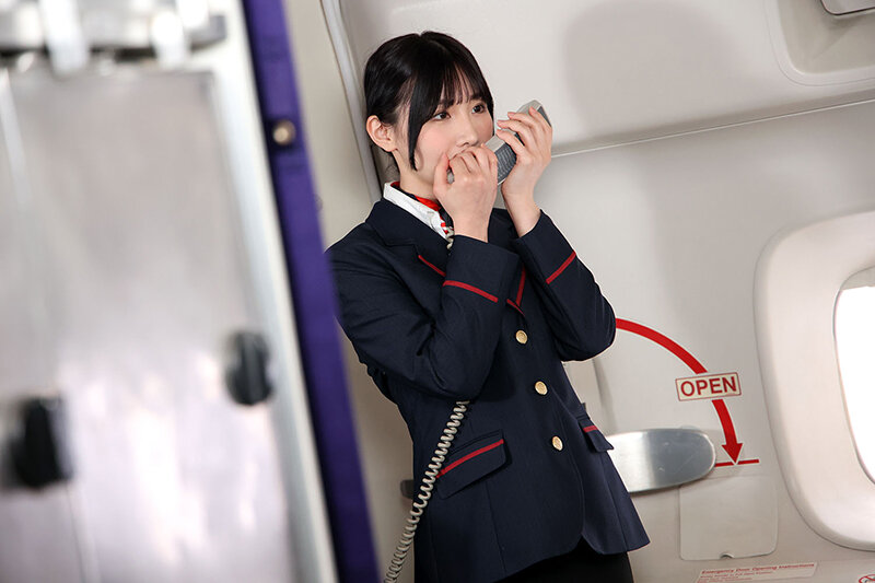 「美人キャビンアテンダントの痴女責め!S字尻振り騎乗位で中出しさせられる濃厚フライト」のサンプル画像3枚目