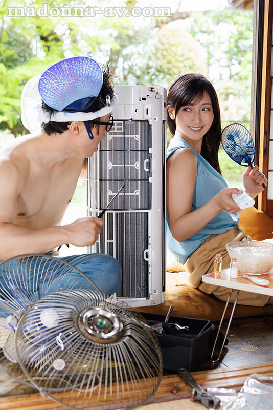 「吉永塔子が義母役で中出し熟女プレイ！汗だく人妻の濃厚セックスに興奮必至」のサムネイル