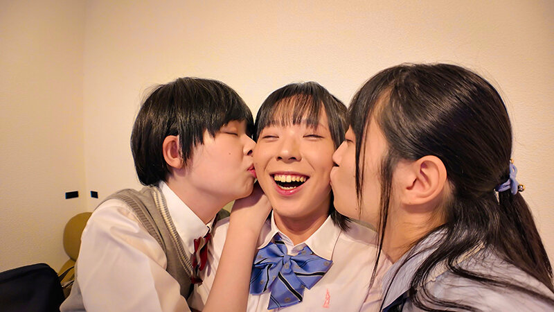 「【男の娘】可愛すぎる三人の女装娘がホテルで生アナル乱交プレイ｜中出しレズセックス撮影会」のサンプル画像2枚目