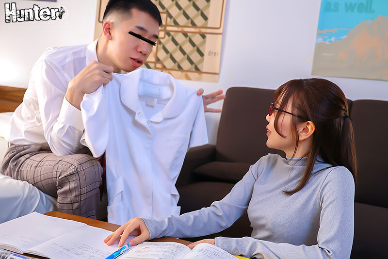 「【めがね美人家庭教師】コスプレお姉さんがバック・騎乗位・フェラで濃厚中出し個別指導」のサンプル画像3枚目