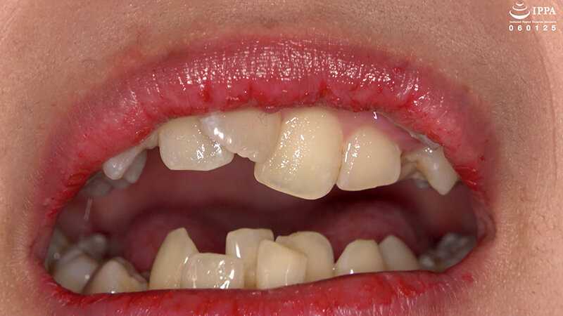 「【相楽さゆな】美少女M女の口内観察&巨大女フェチプレイ|歯・口腔フェチ動画」のサンプル画像9枚目