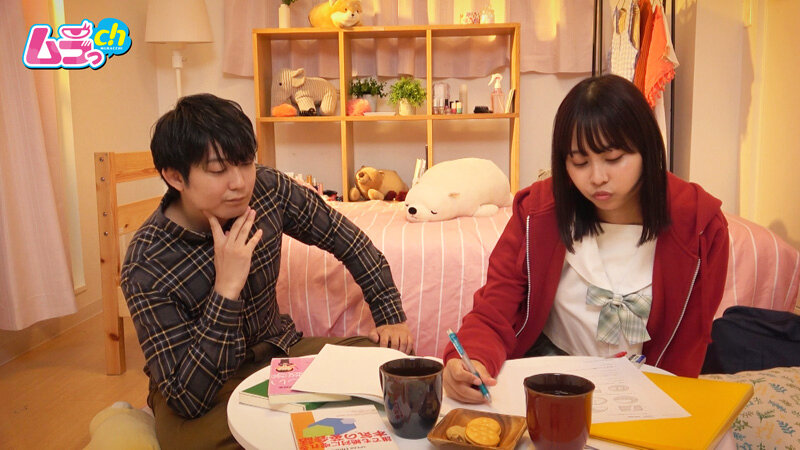 「那津乃ちなみの美乳スレンダーボディを盗撮・のぞき！素人J系女子の誘惑に負ける観察動画」のサンプル画像1枚目