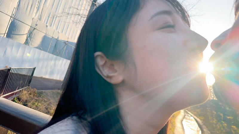 「小野坂ゆいか 美人シングルマザーとの不倫デート ごっくん・中出しハメ撮りで見せる隠れムッツリな一面」のサンプル画像12枚目